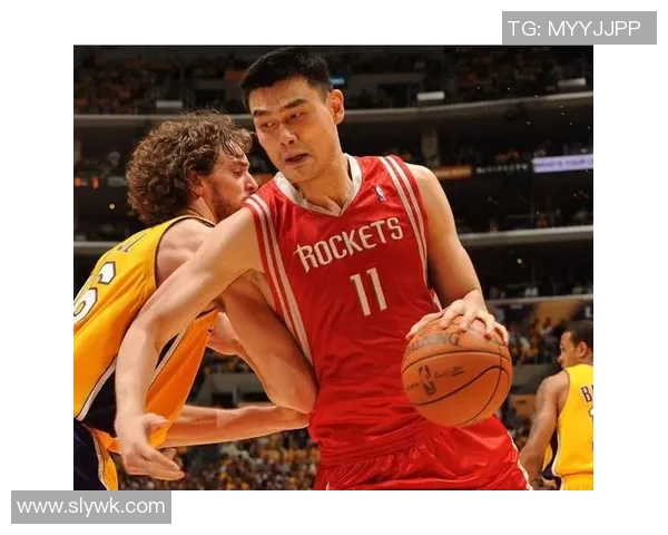 姚明领衔对决辽宁队再现经典篮球对抗赛精彩瞬间回顾